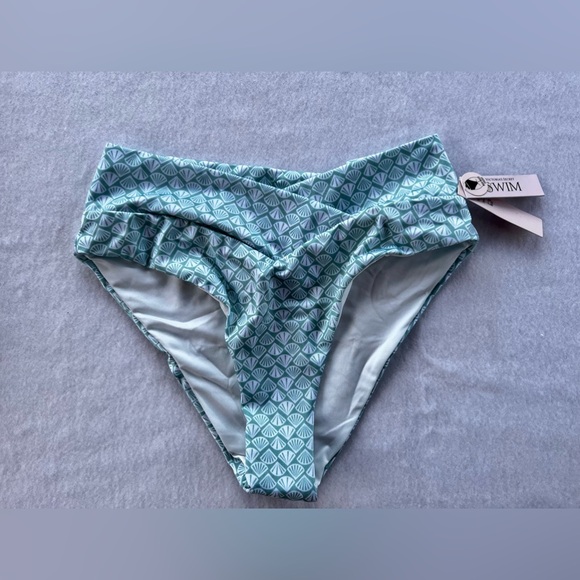 PINK Victoria’s Secret Swim - Green/White - Picture 6 of 11